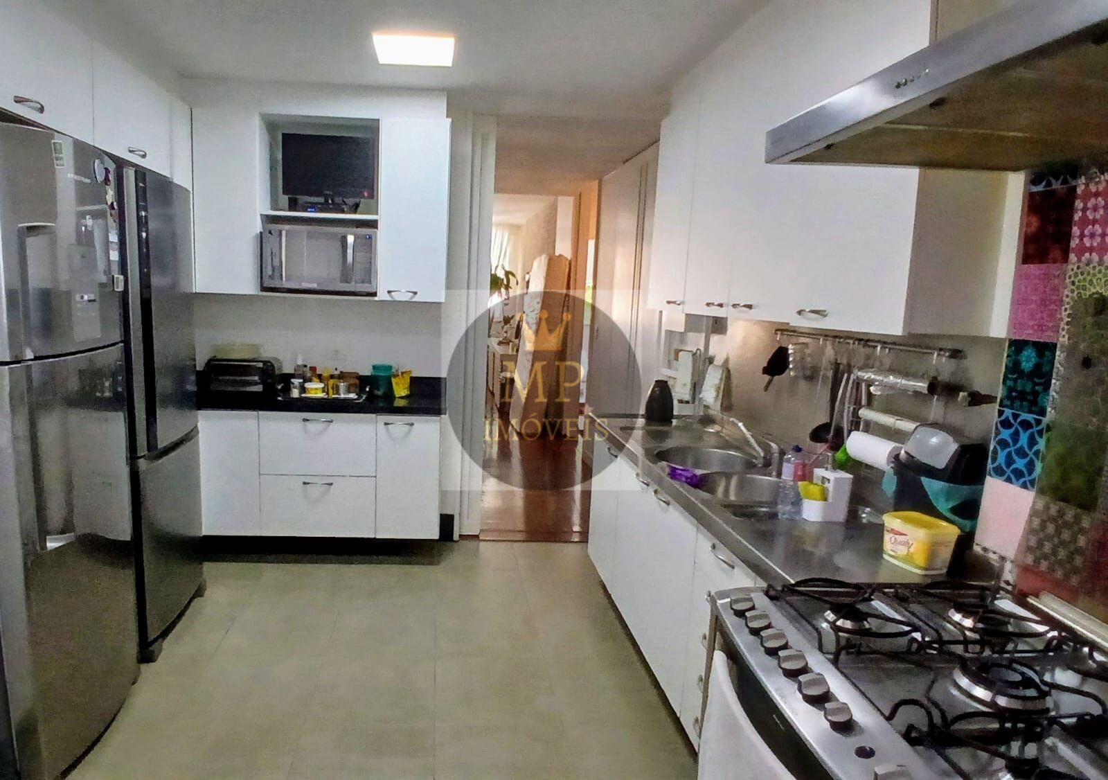 Apartamento à venda com 4 quartos, 160m² - Foto 9