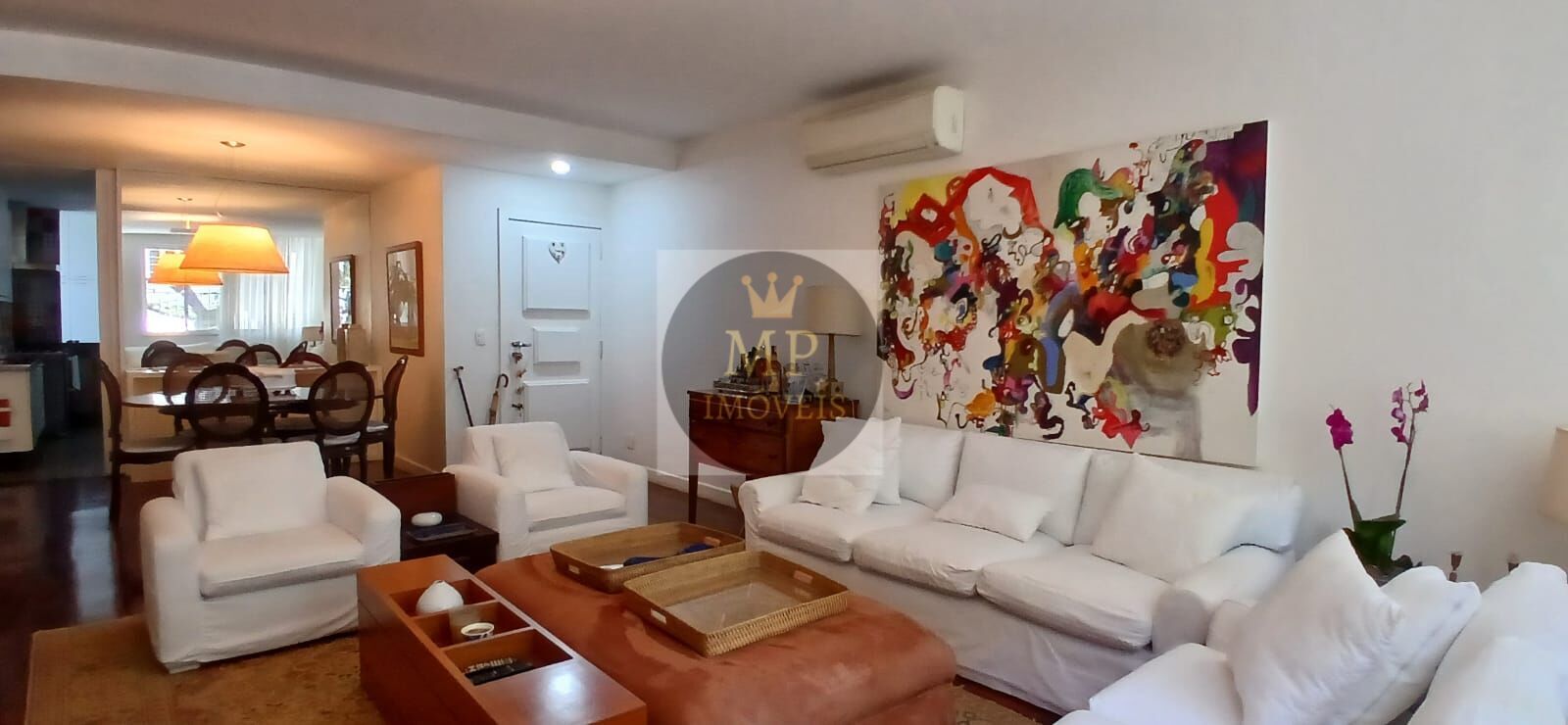 Apartamento à venda com 4 quartos, 160m² - Foto 2