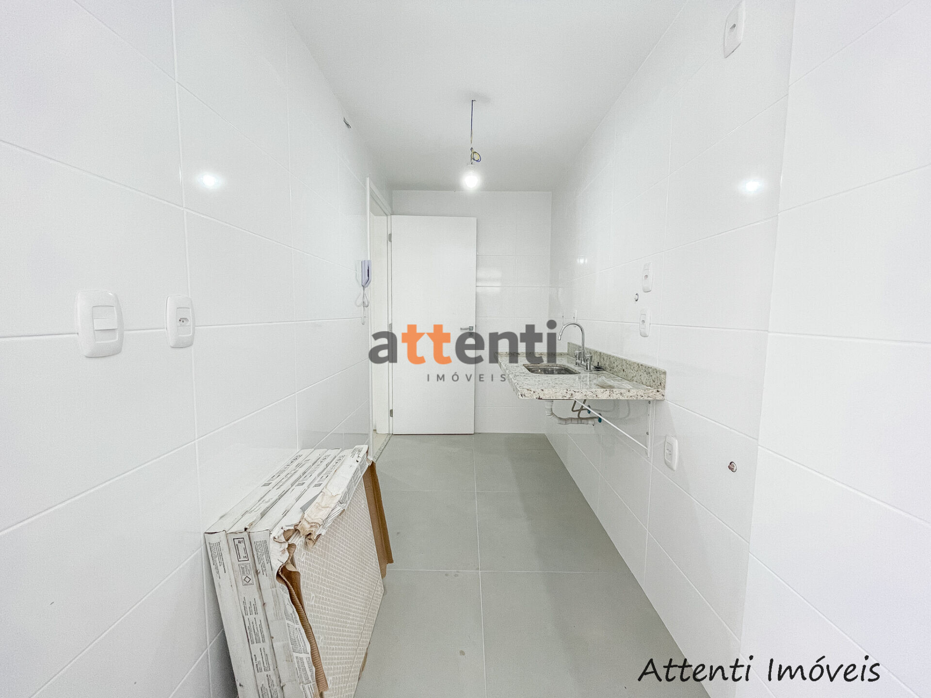 Apartamento à venda com 2 quartos, 60m² - Foto 12