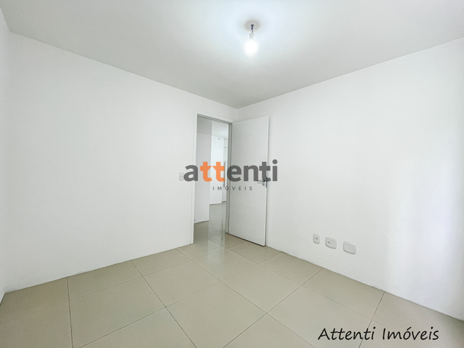 Apartamento à venda com 2 quartos, 60m² - Foto 6