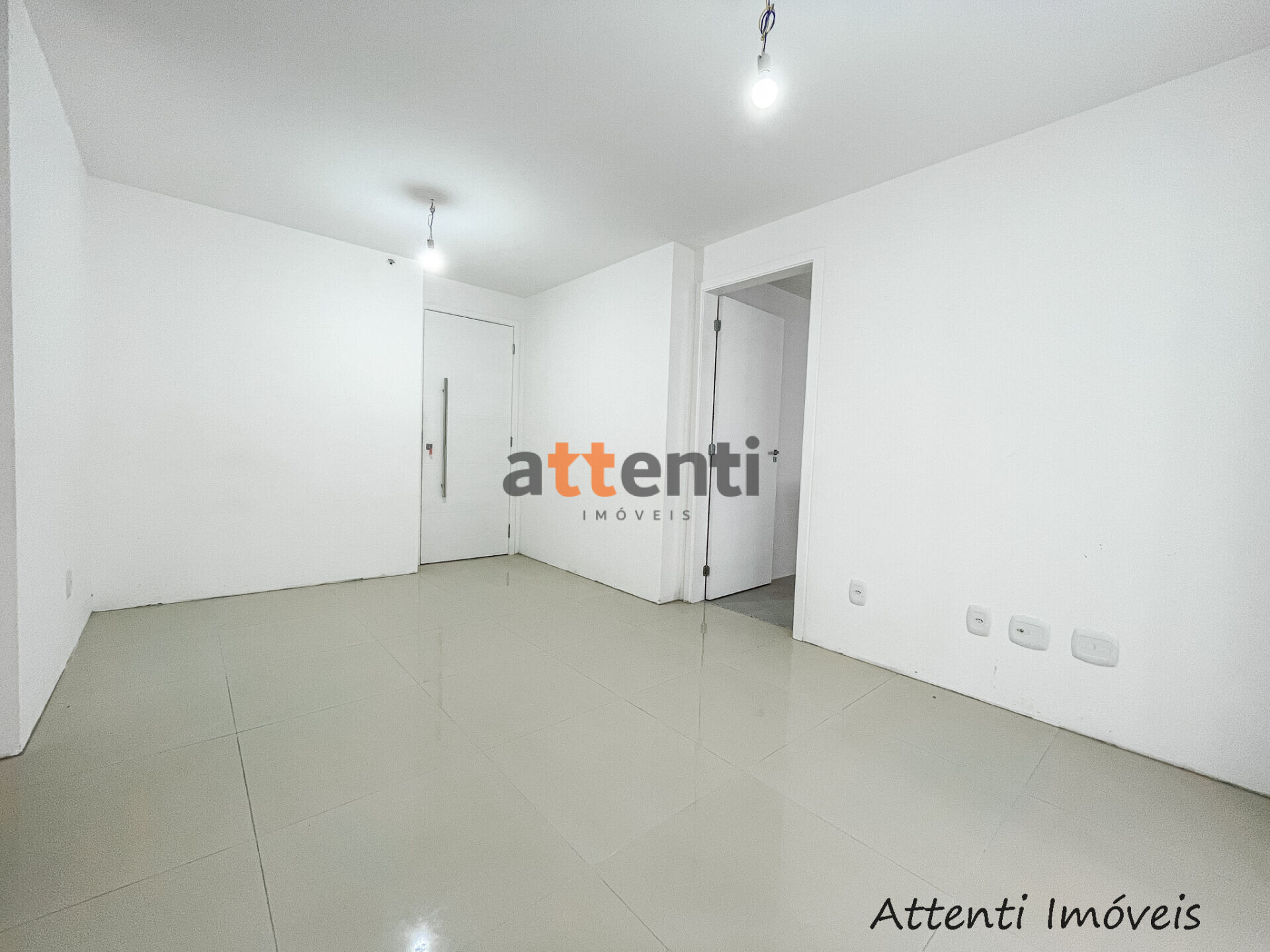 Apartamento à venda com 2 quartos, 60m² - Foto 4