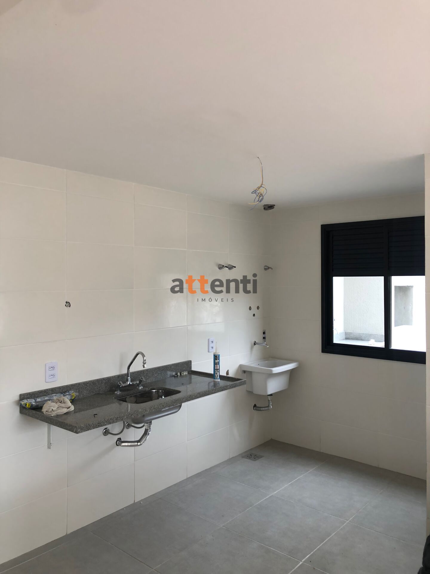 Apartamento à venda com 2 quartos, 68m² - Foto 10