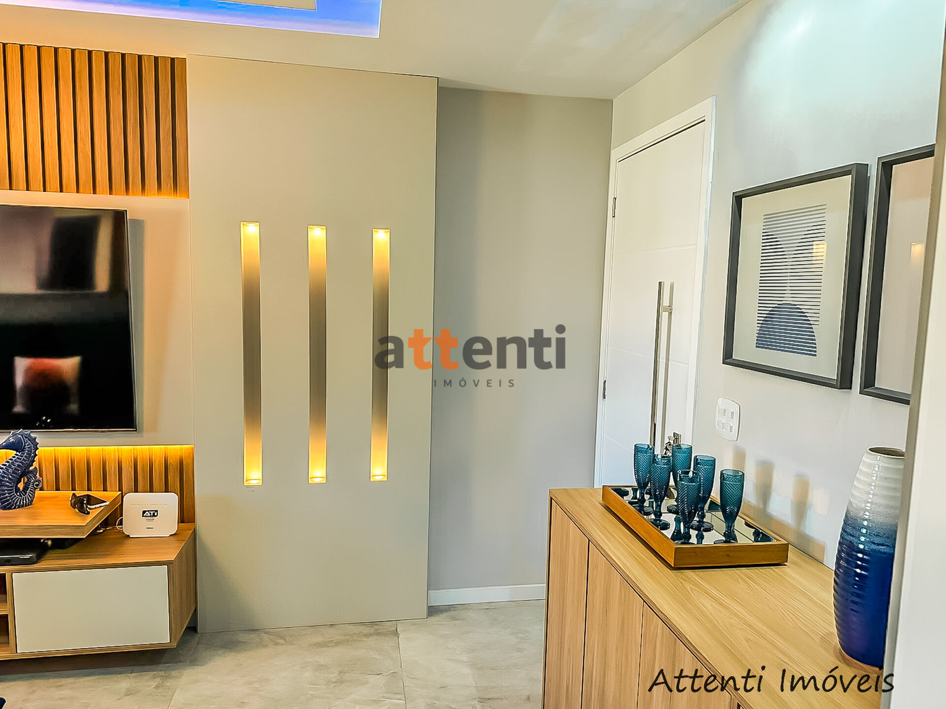 Apartamento à venda com 2 quartos, 64m² - Foto 4