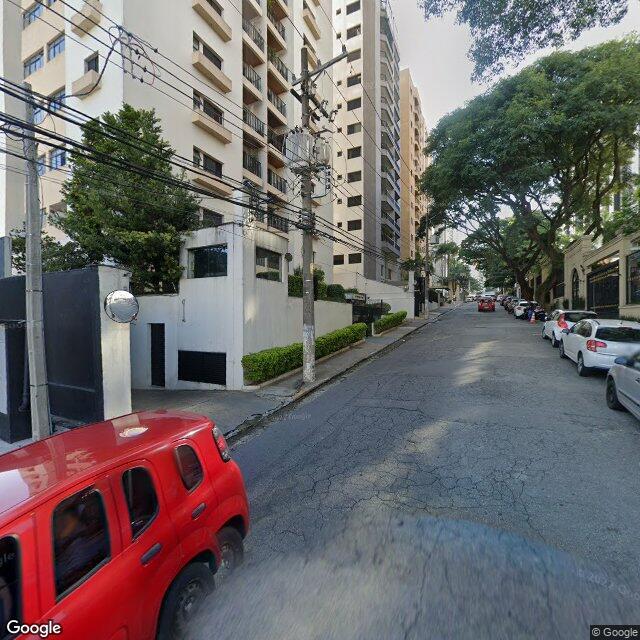 Imagem estática do "Street View" da localização