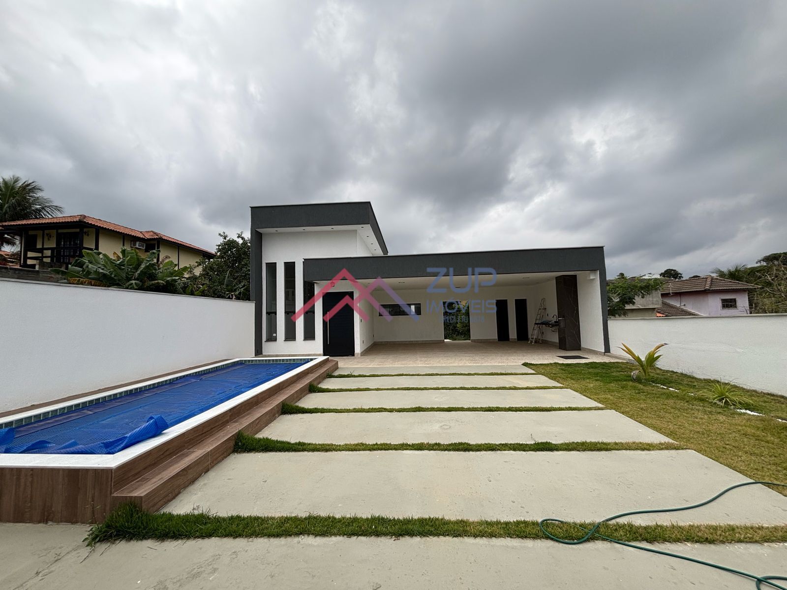Casa à venda no bairro Praia do Sudoeste em São Pedro da Aldeia/RJ