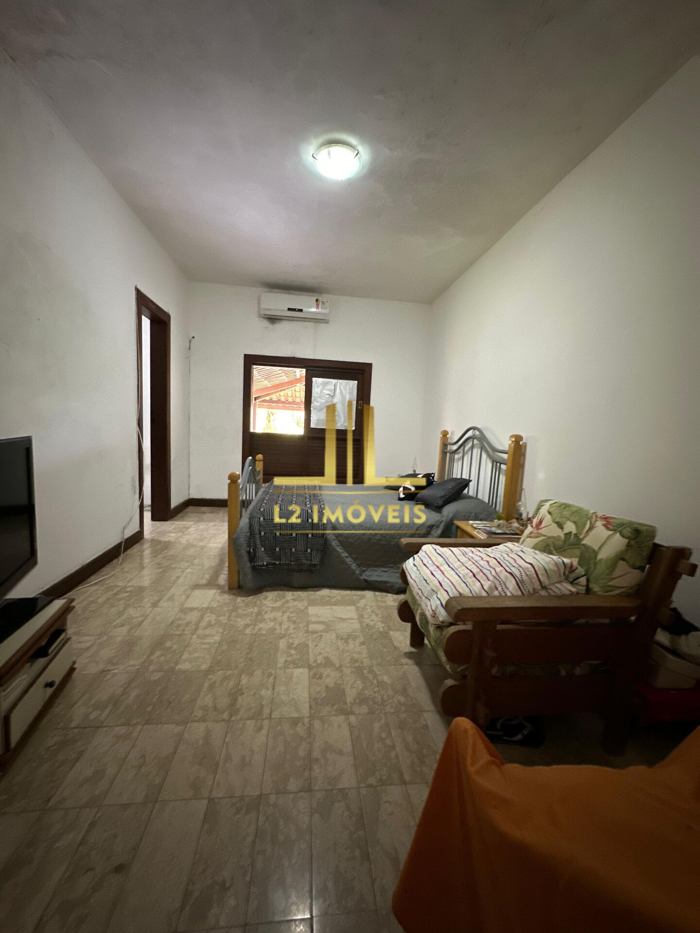 Casa à venda com 4 quartos, 300m² - Foto 12