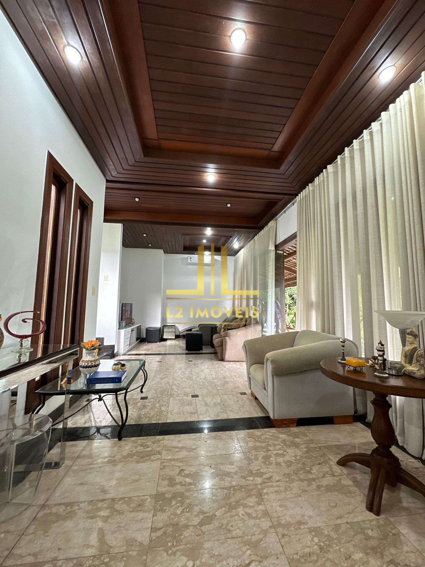 Casa à venda com 4 quartos, 300m² - Foto 8