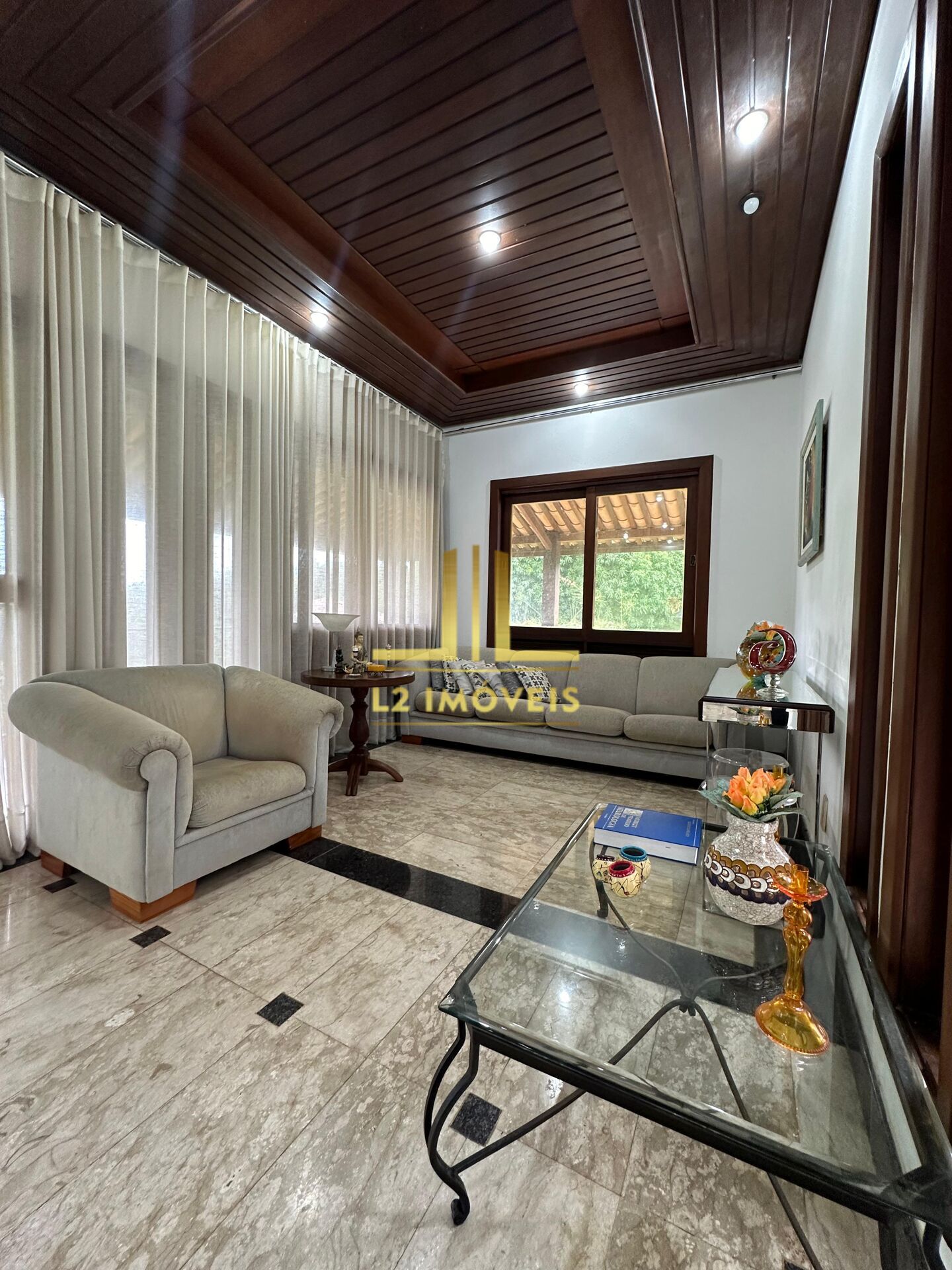 Casa à venda com 4 quartos, 300m² - Foto 7