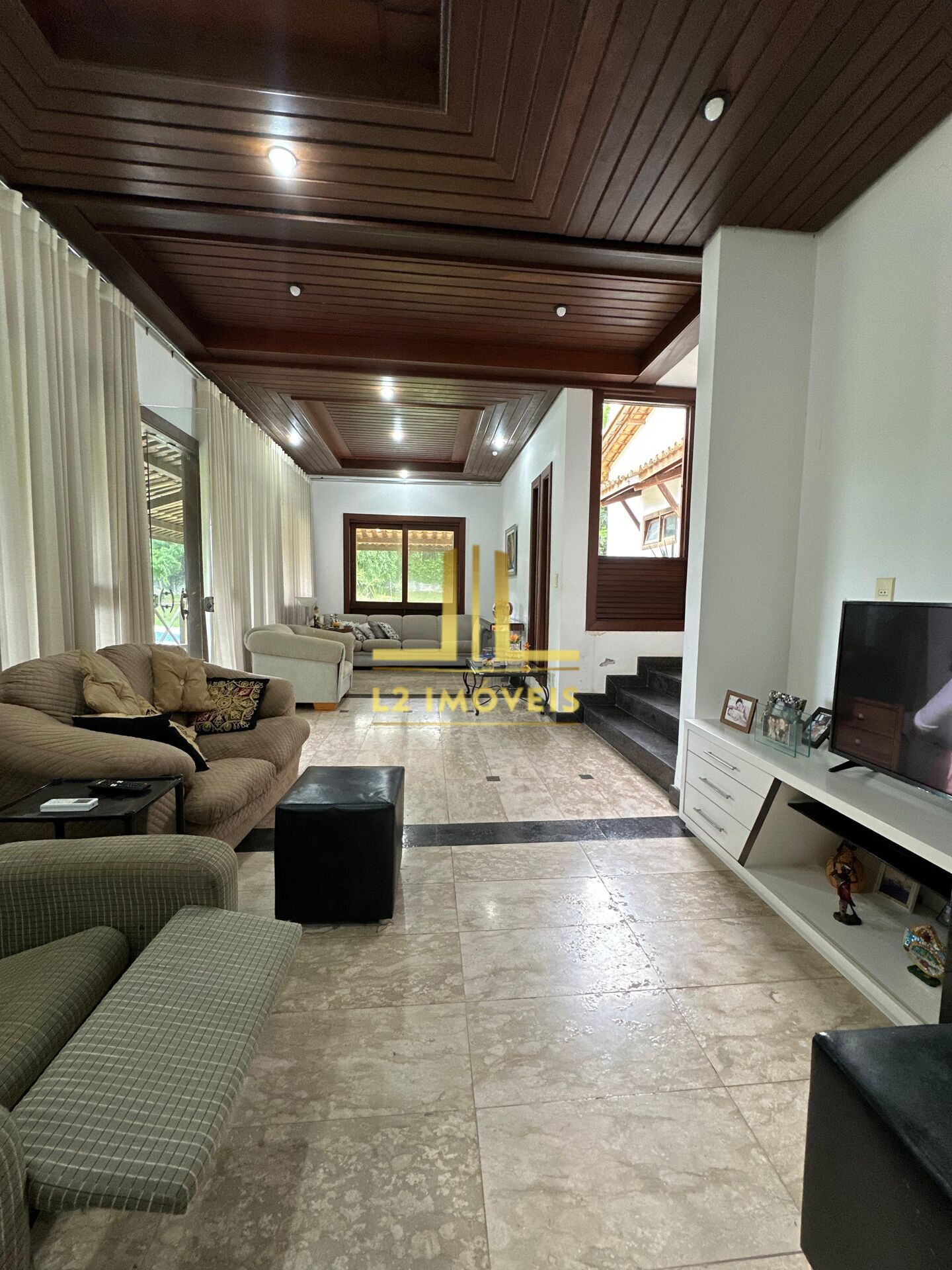 Casa à venda com 4 quartos, 300m² - Foto 9