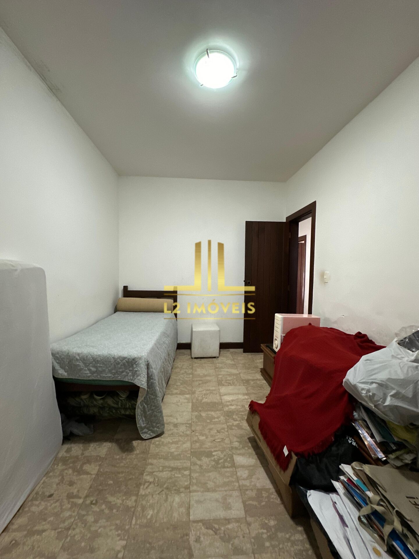 Casa à venda com 4 quartos, 300m² - Foto 15