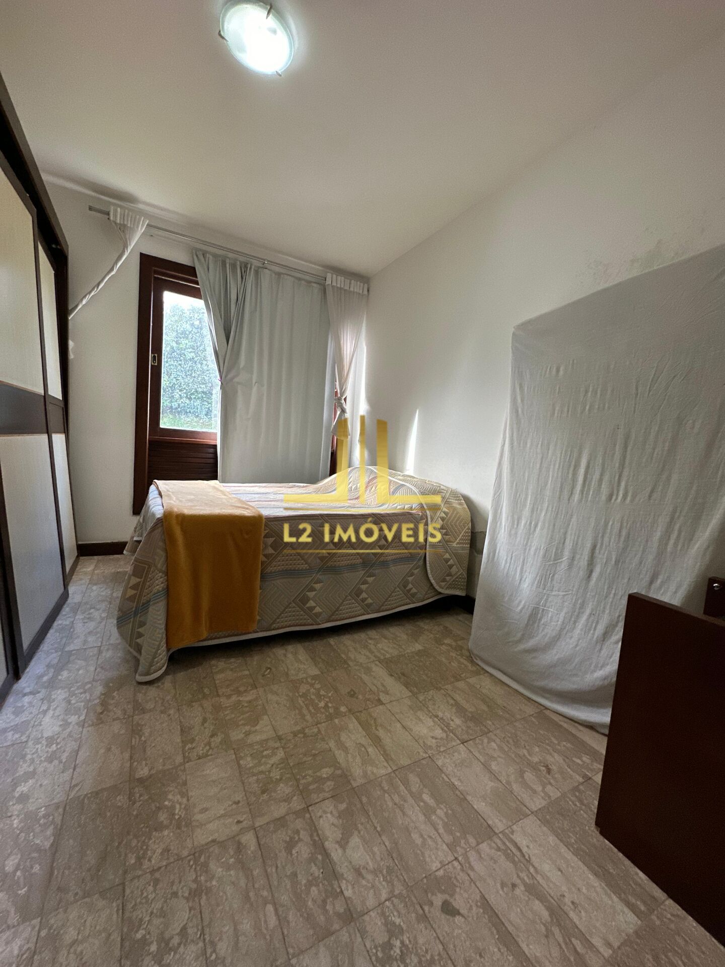 Casa à venda com 4 quartos, 300m² - Foto 13