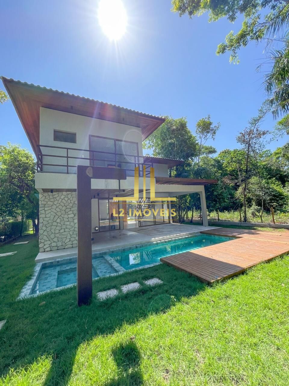 Casa à venda com 4 quartos, 230m² - Foto 3