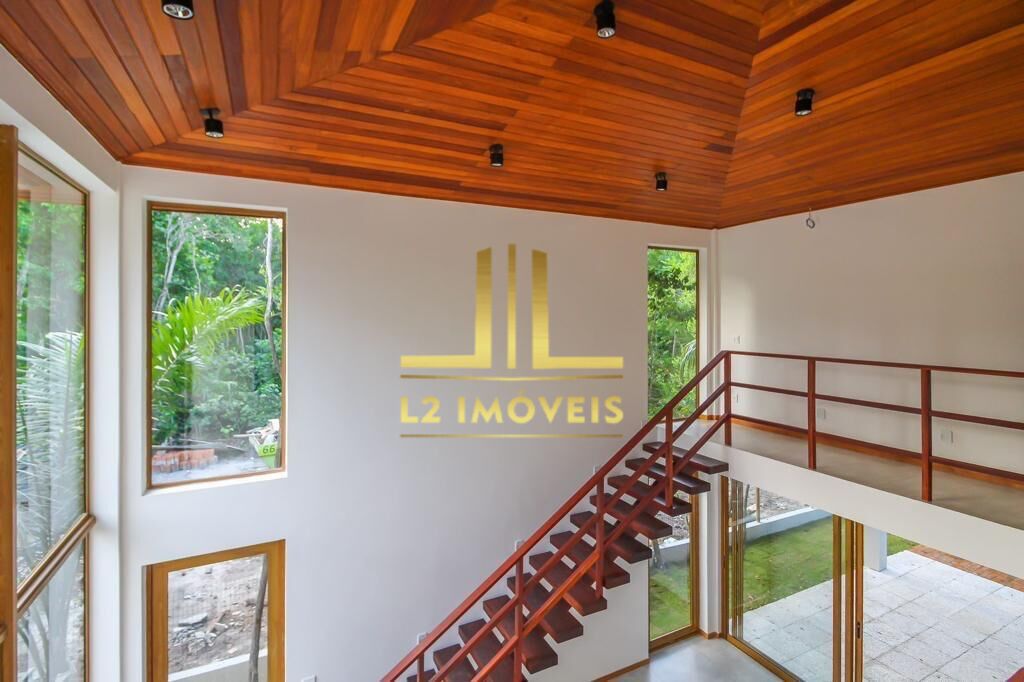 Casa à venda com 4 quartos, 230m² - Foto 16