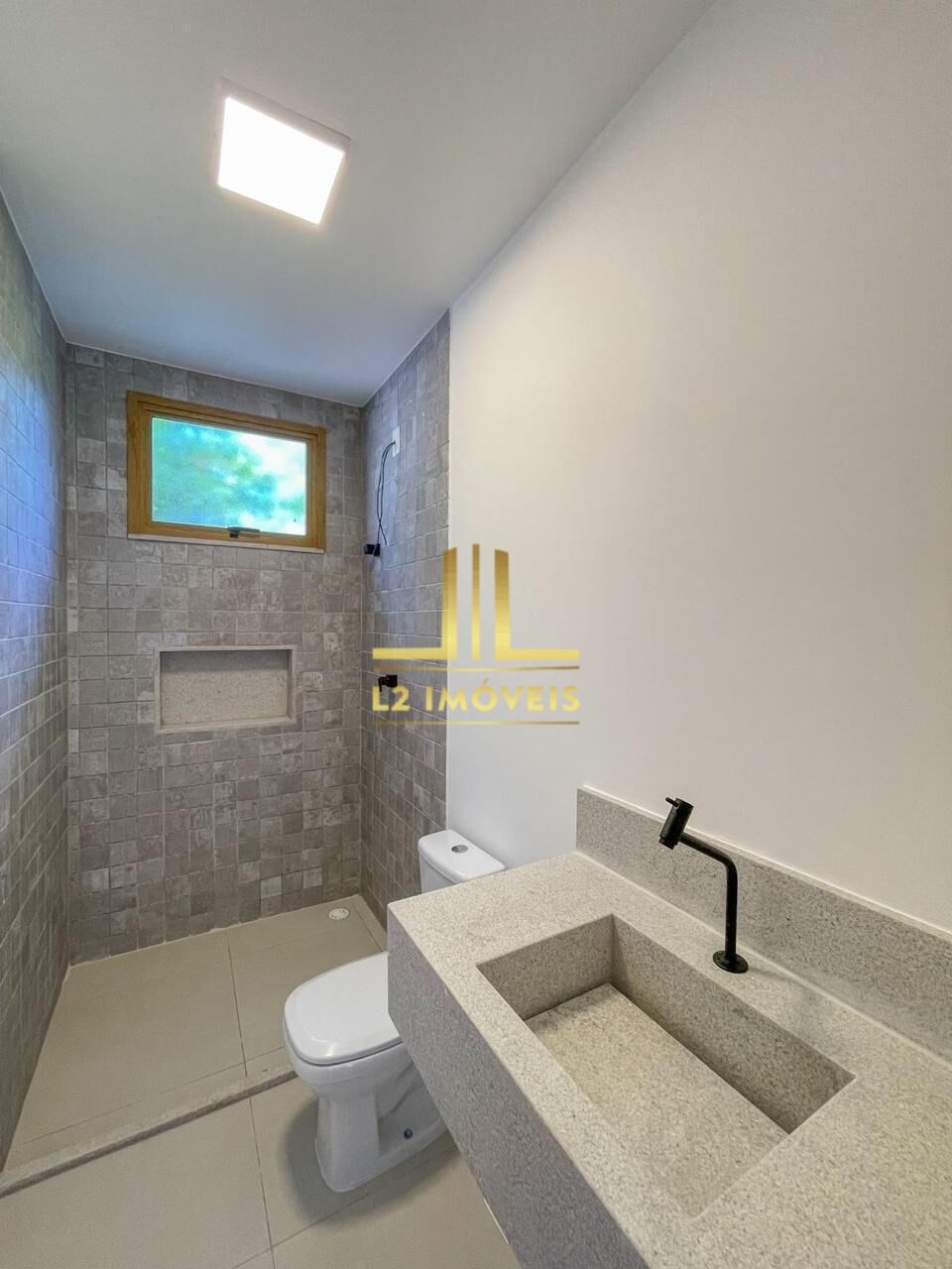 Casa à venda com 4 quartos, 230m² - Foto 25