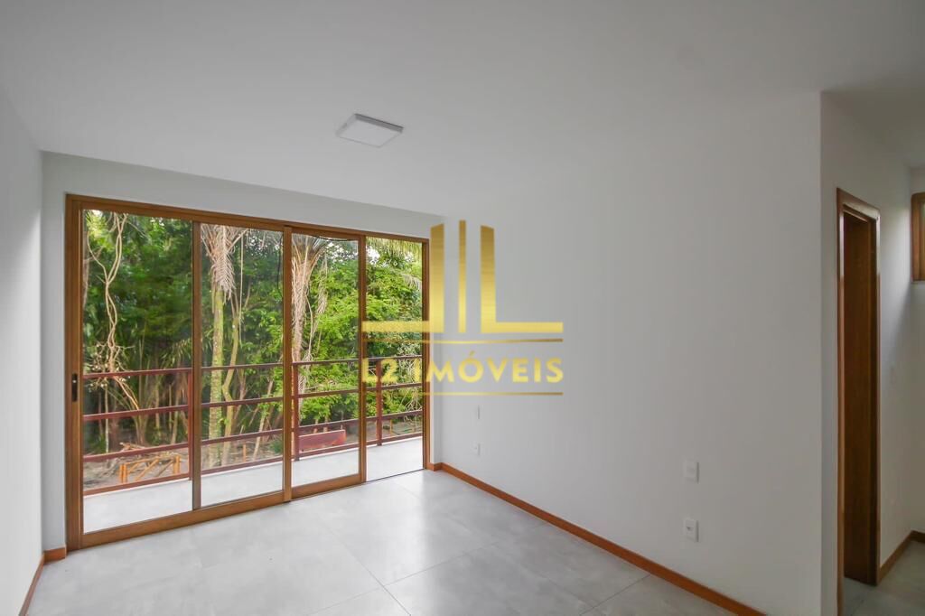 Casa à venda com 4 quartos, 230m² - Foto 20