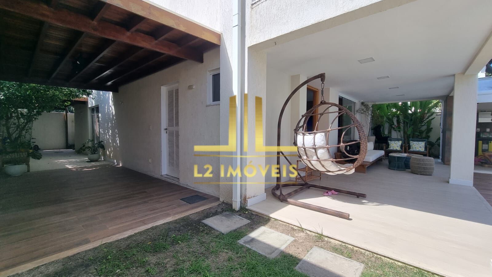 Casa à venda com 4 quartos, 277m² - Foto 26