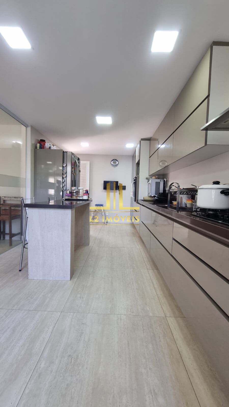 Casa à venda com 4 quartos, 277m² - Foto 19