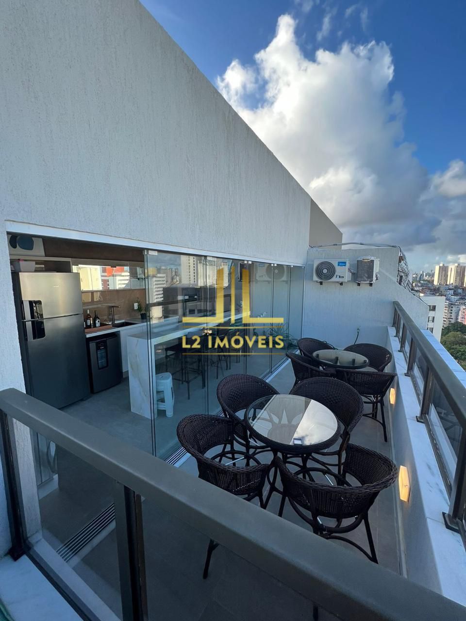 Cobertura, 3 quartos, 213 m² - Foto 2