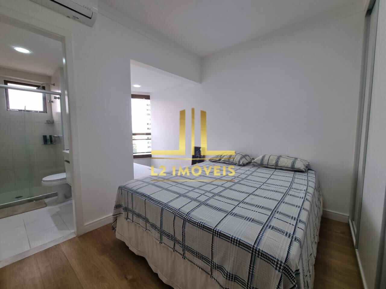 Apartamento à venda com 3 quartos, 145m² - Foto 12