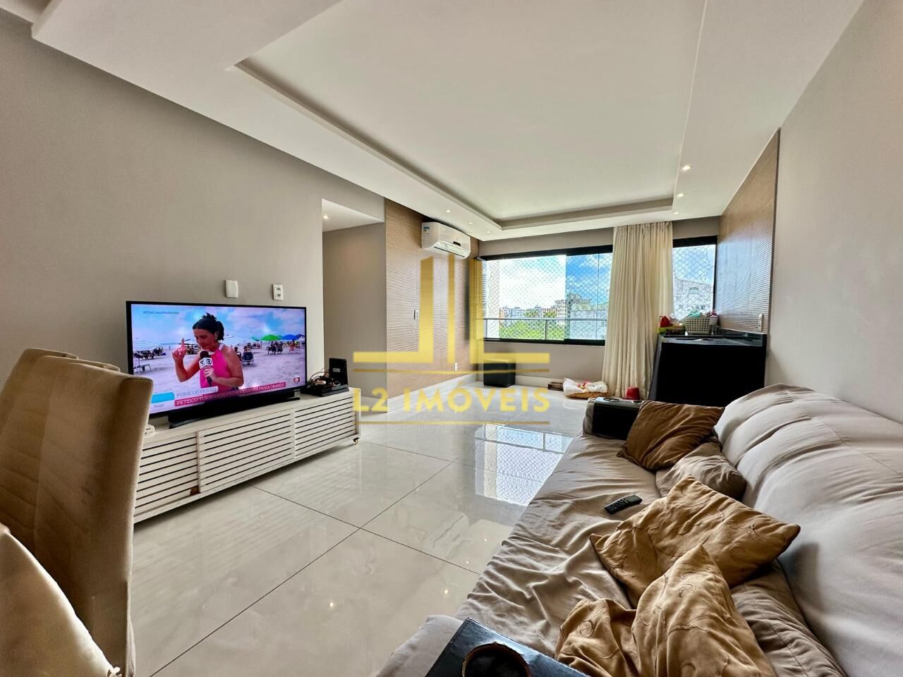 Apartamento à venda com 3 quartos, 88m² - Foto 1
