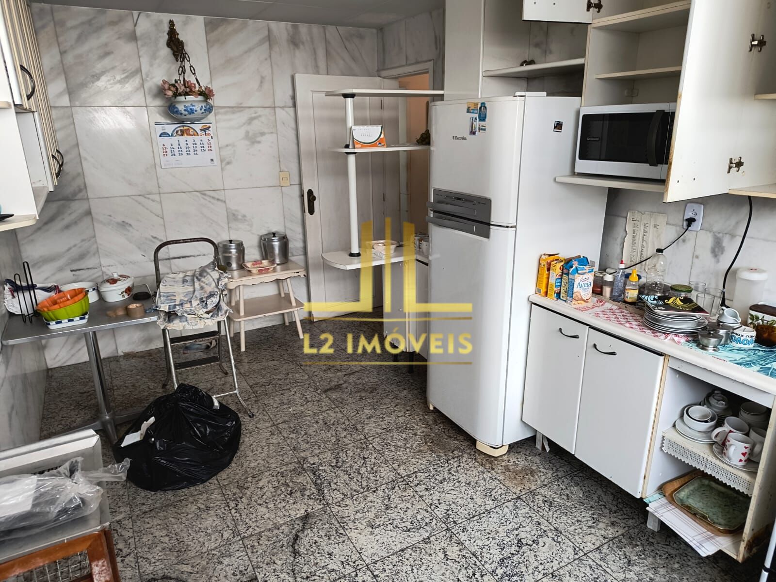 Apartamento à venda com 3 quartos, 200m² - Foto 12