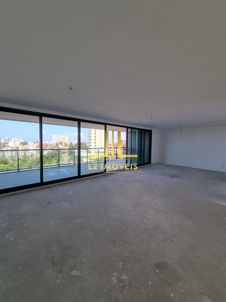 Apartamento à venda com 4 quartos, 285m² - Foto 1