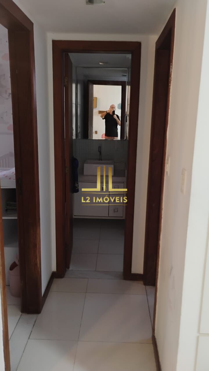 Apartamento à venda com 2 quartos, 70m² - Foto 7