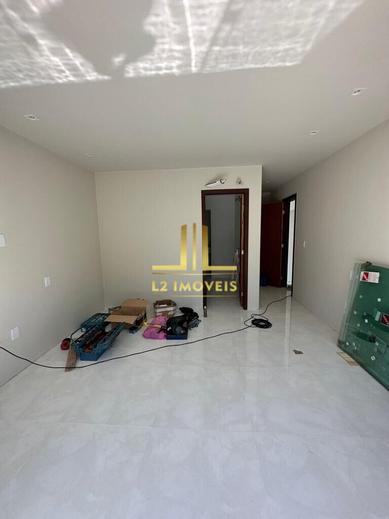 Casa à venda com 4 quartos, 280m² - Foto 22