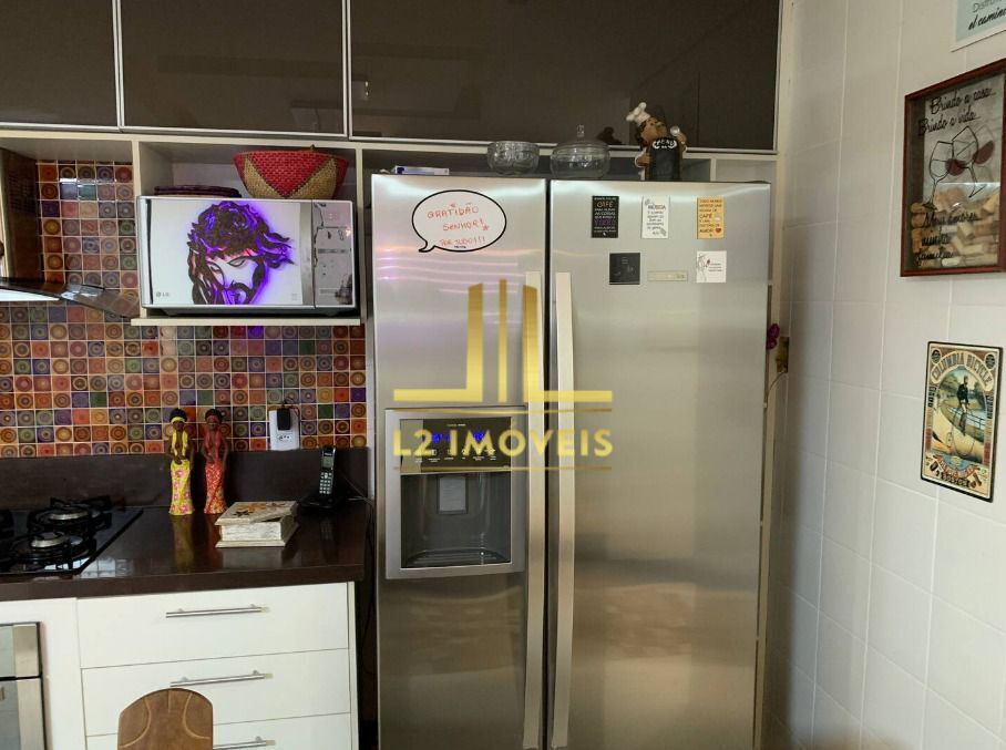 Cobertura à venda com 2 quartos, 185m² - Foto 12