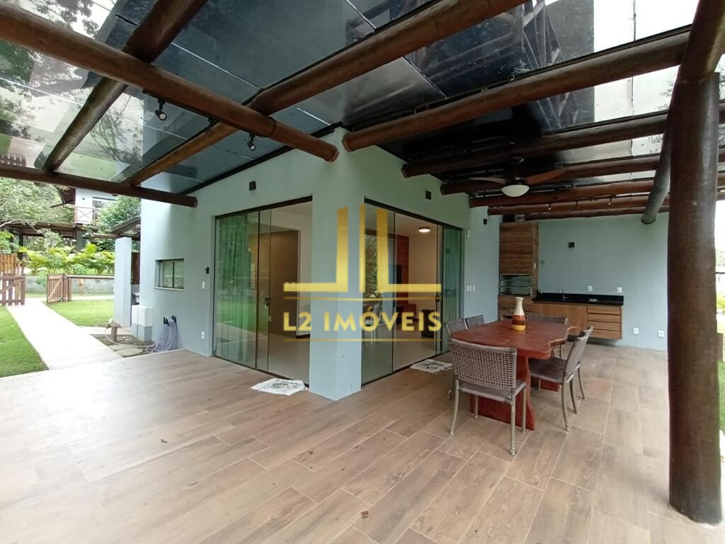 Casa à venda com 3 quartos, 136m² - Foto 2