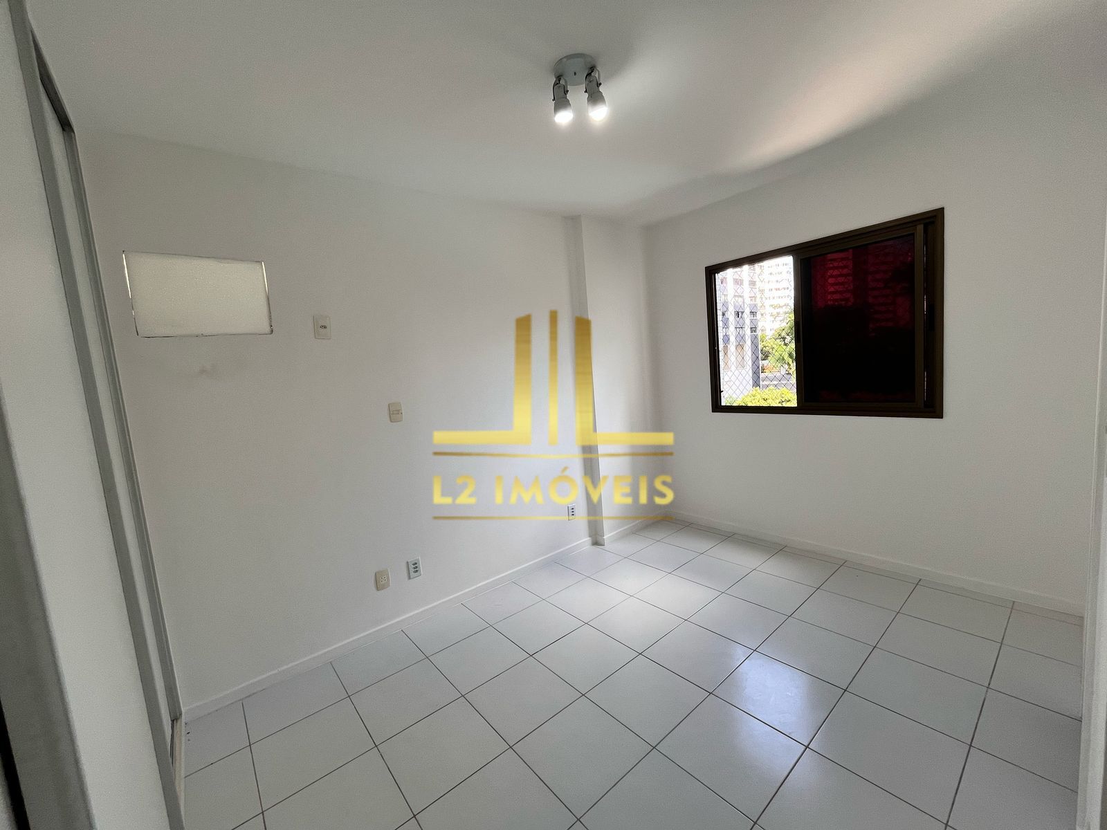 Apartamento à venda com 3 quartos, 112m² - Foto 6
