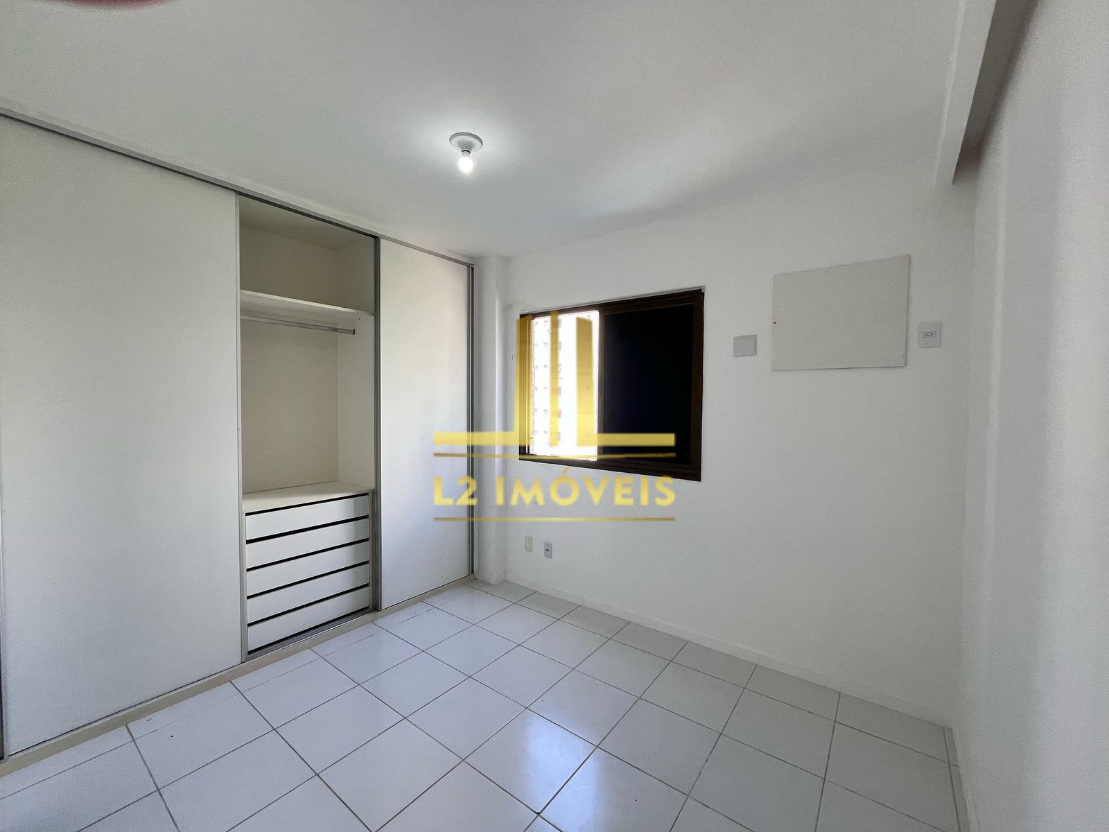 Apartamento à venda com 3 quartos, 112m² - Foto 10
