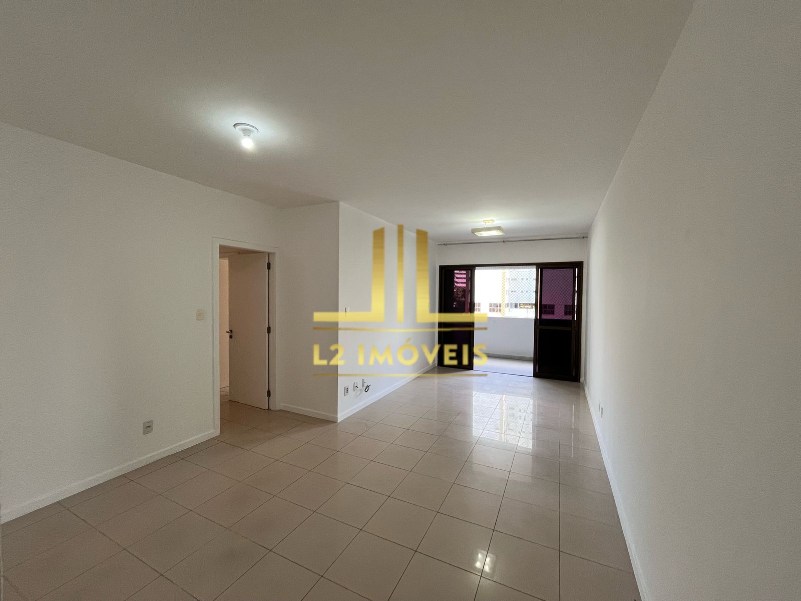 Apartamento à venda com 3 quartos, 112m² - Foto 18