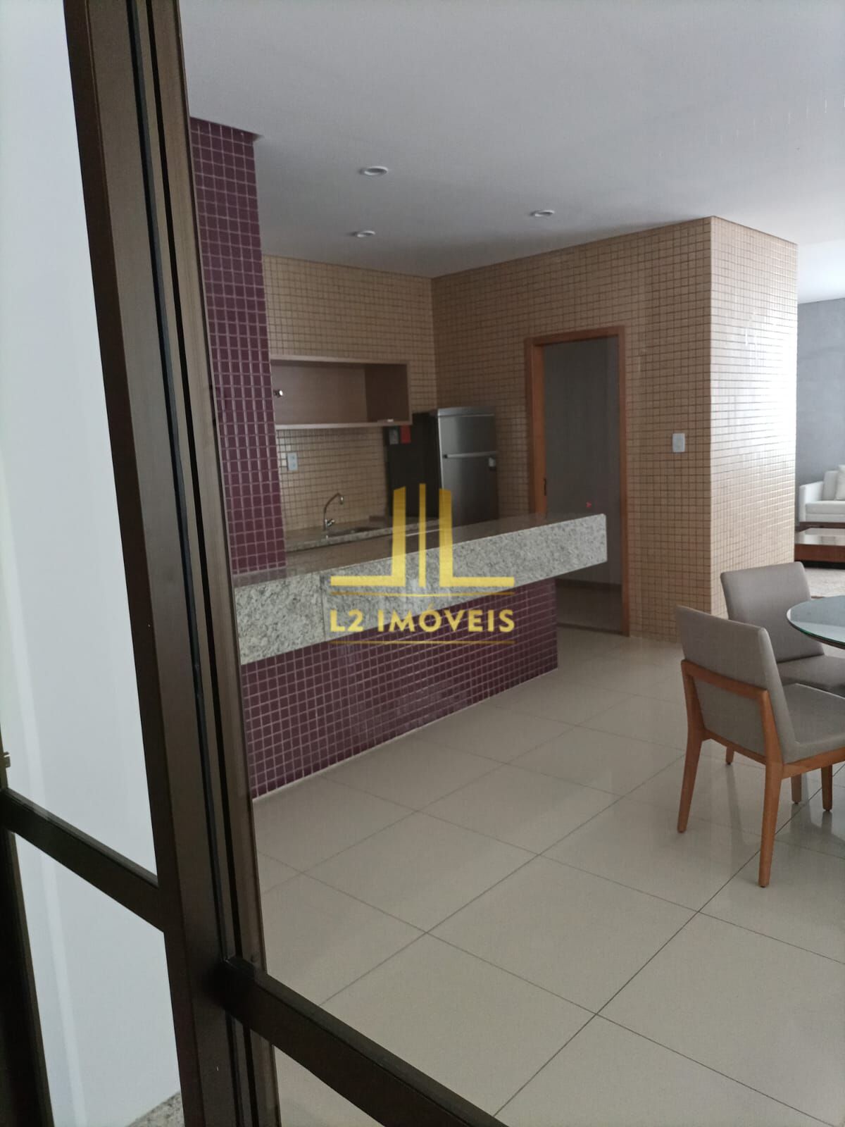 Apartamento à venda com 2 quartos, 78m² - Foto 28