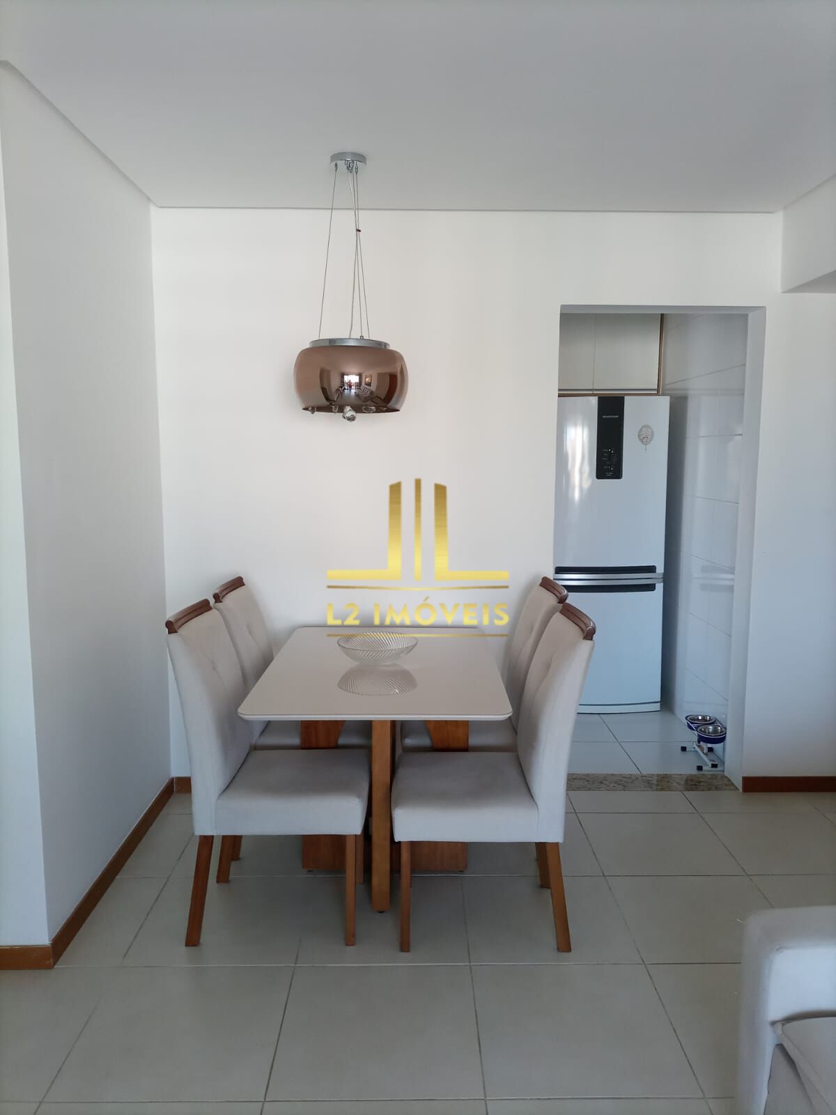 Apartamento à venda com 2 quartos, 78m² - Foto 3