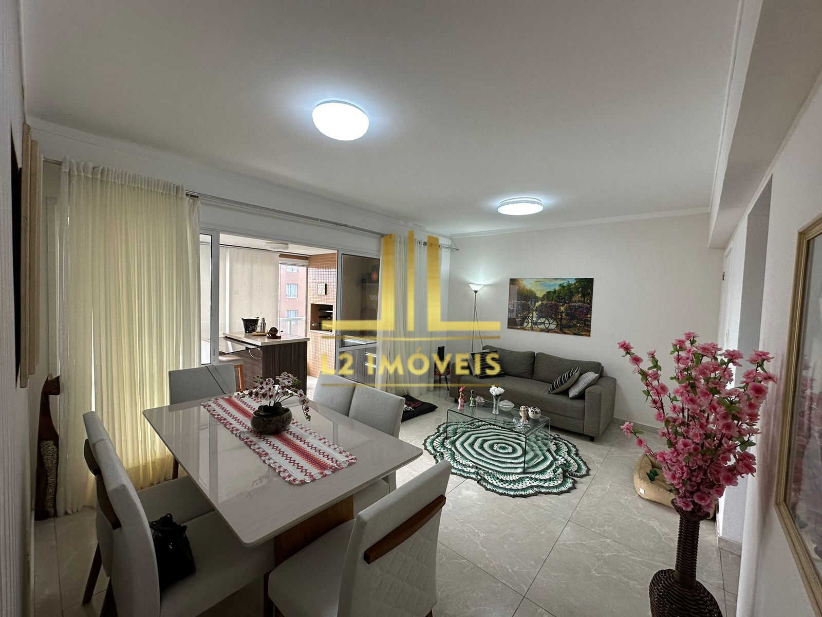 Apartamento, 33 quartos, 110 m² - Foto 1