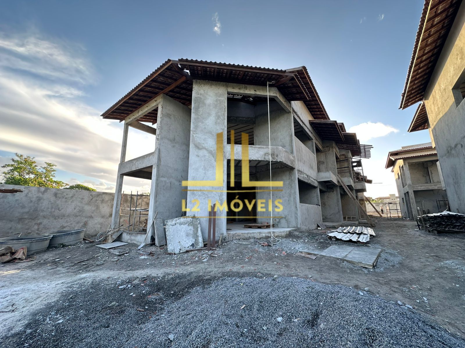 Apartamento à venda com 3 quartos, 136m² - Foto 2