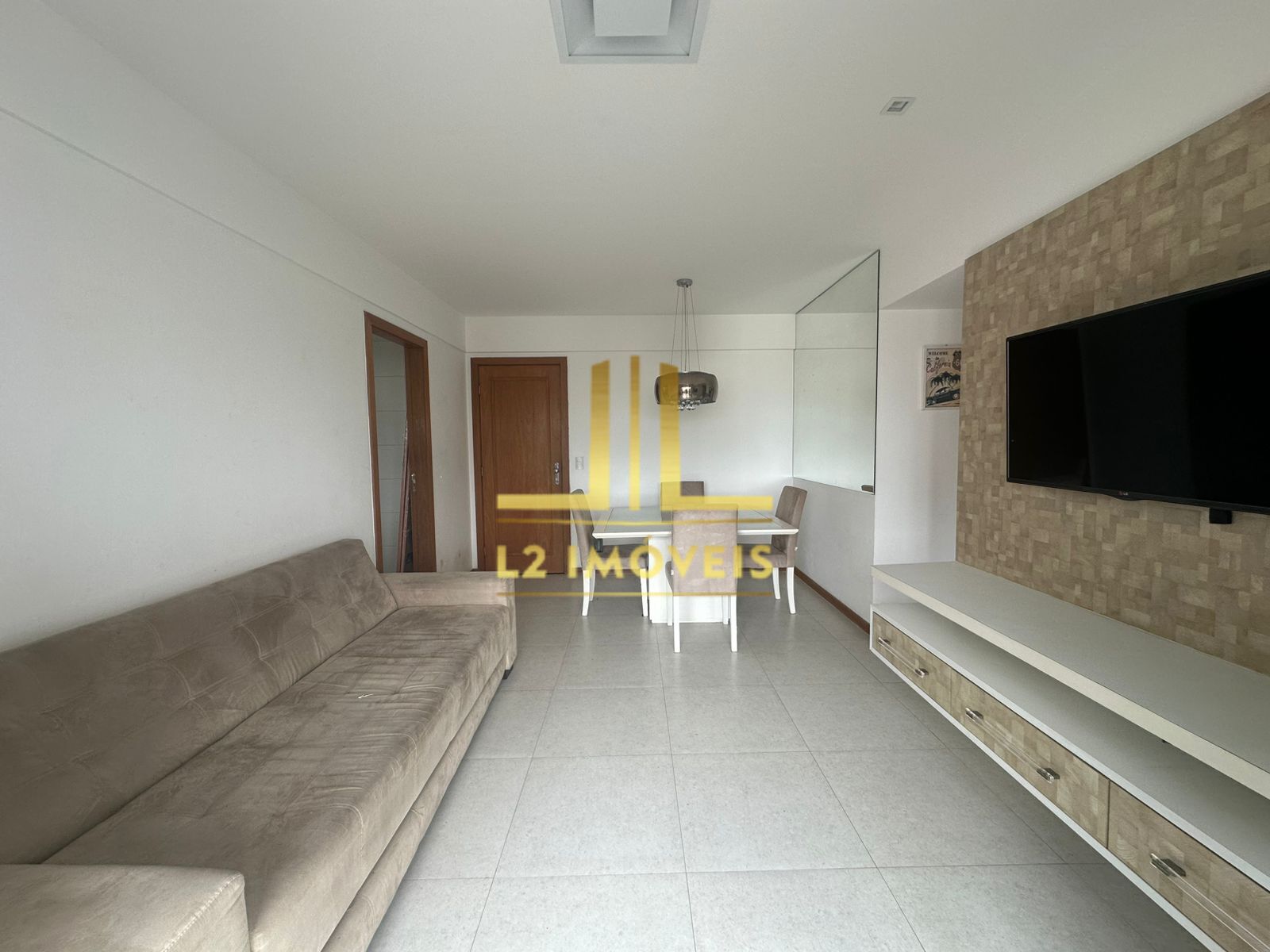 Apartamento à venda com 2 quartos, 69m² - Foto 2