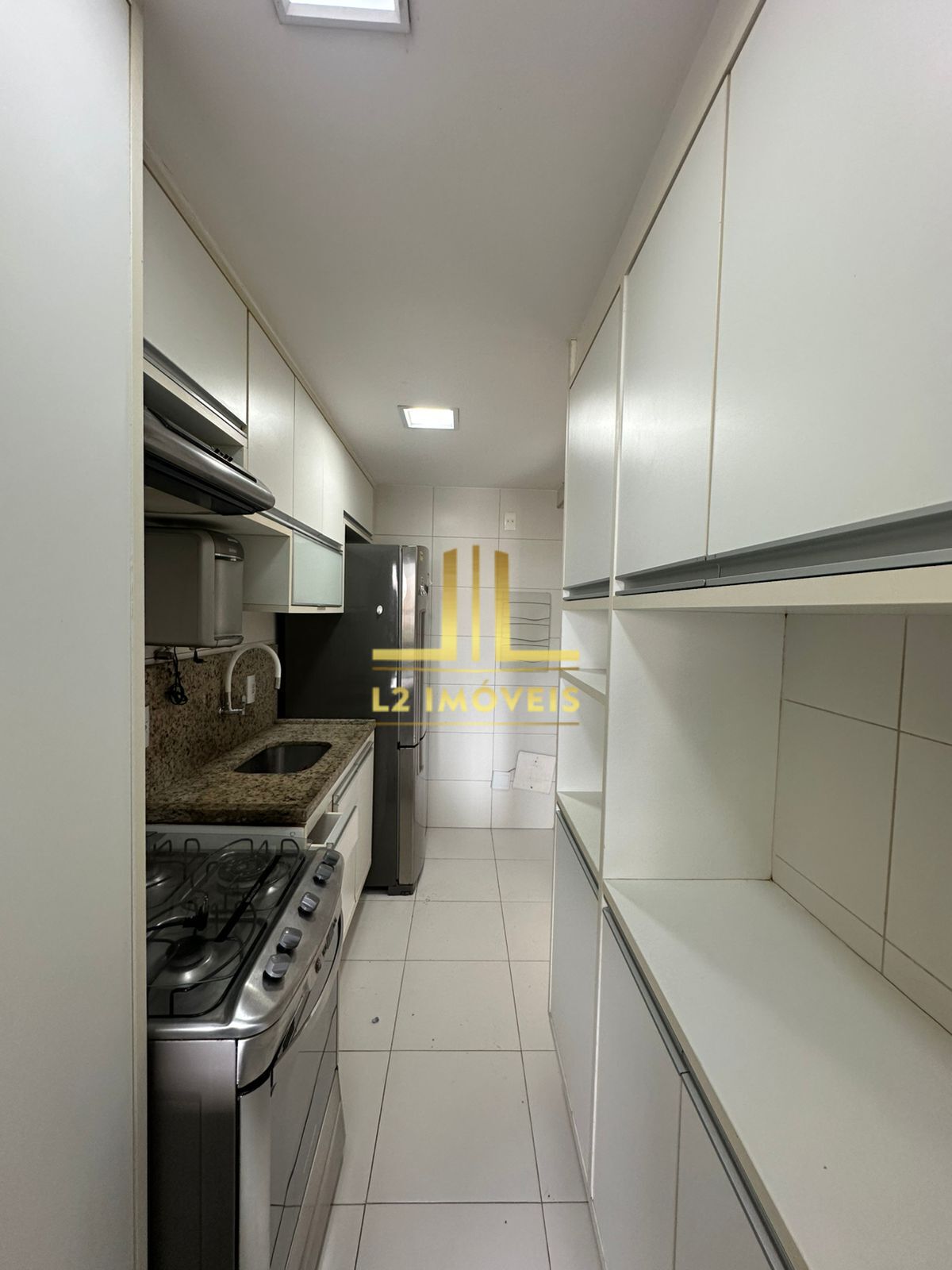 Apartamento à venda com 2 quartos, 69m² - Foto 6