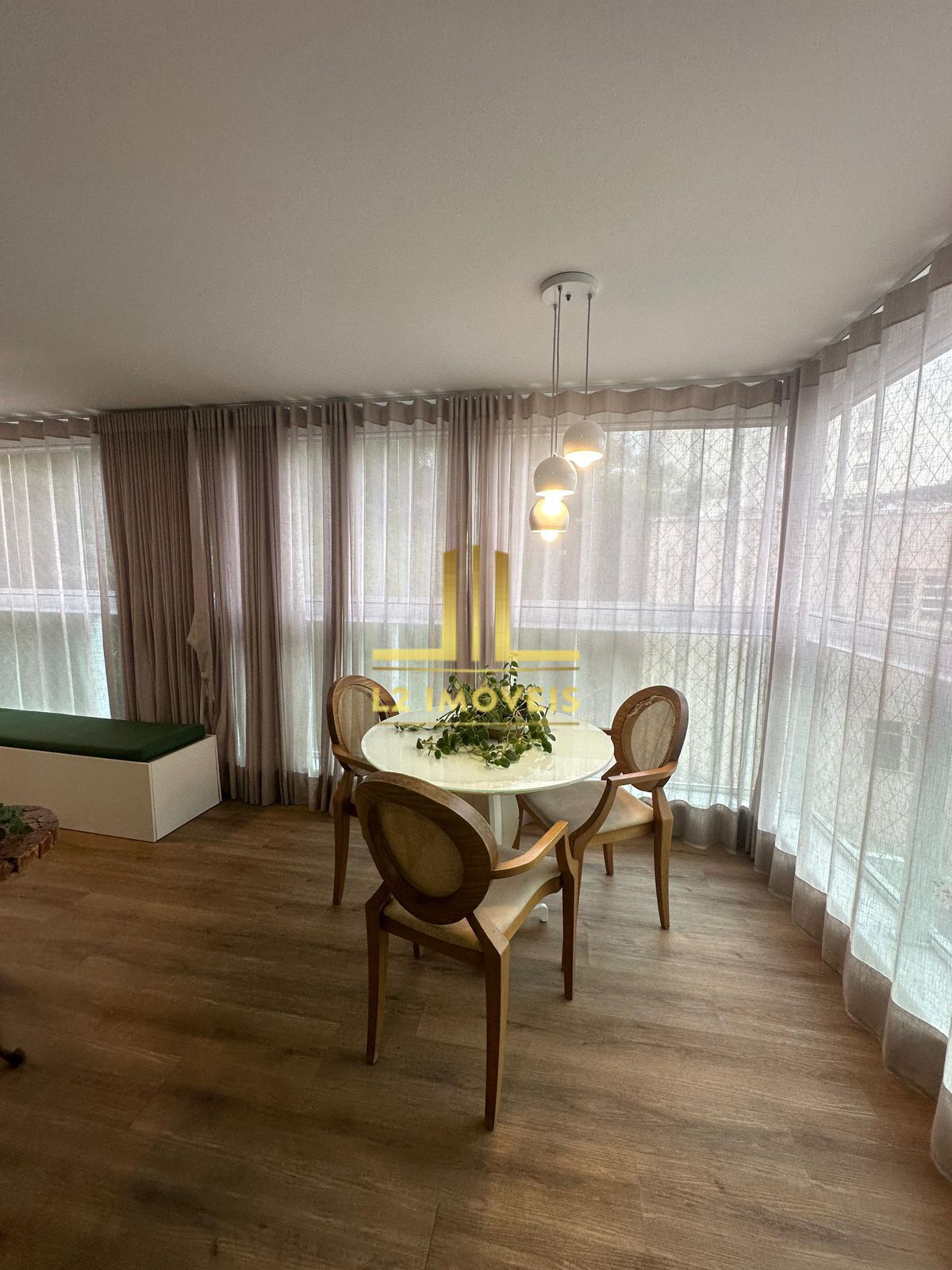 Apartamento à venda com 2 quartos, 70m² - Foto 9