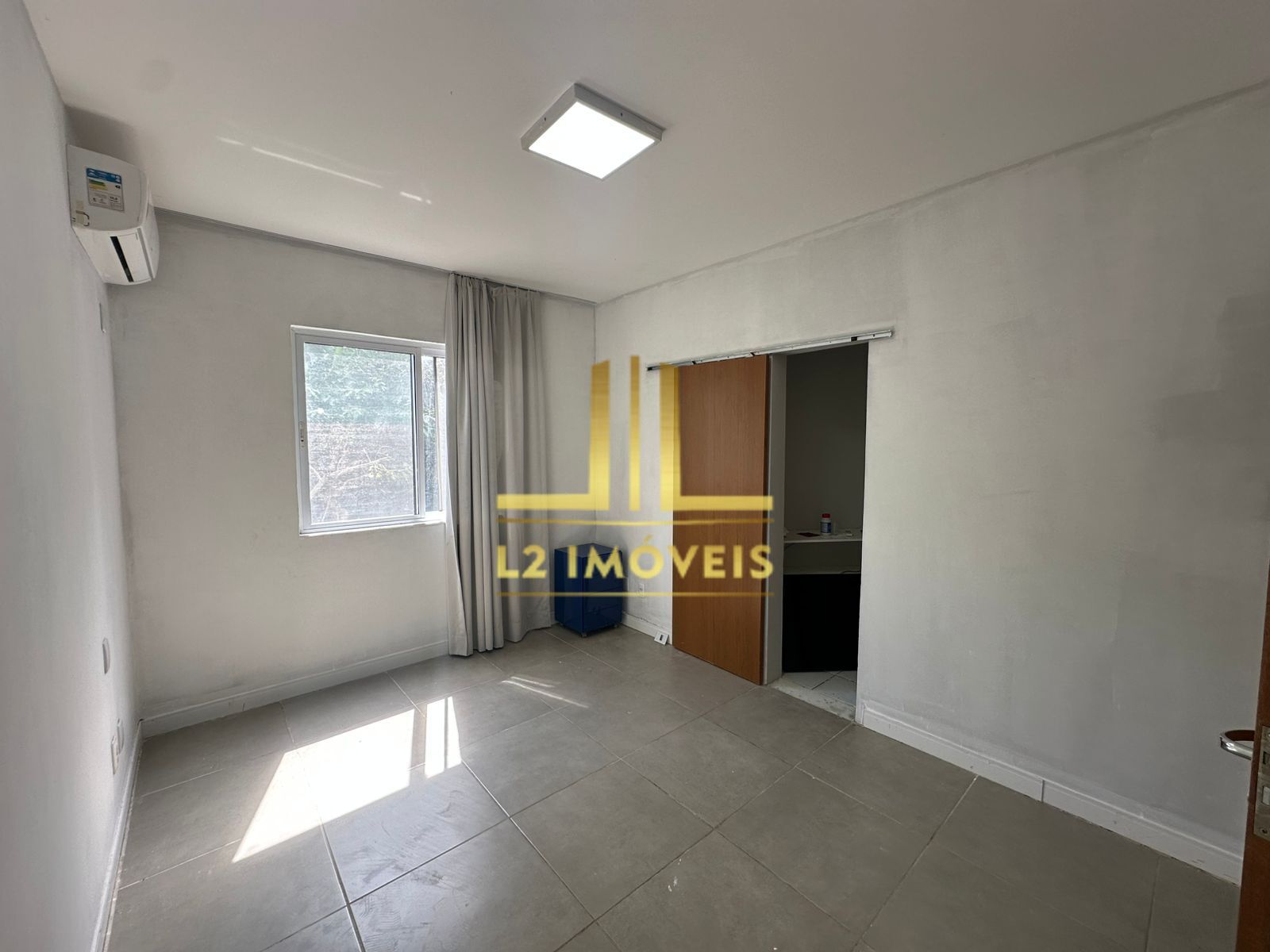 Casa à venda com 4 quartos, 260m² - Foto 35