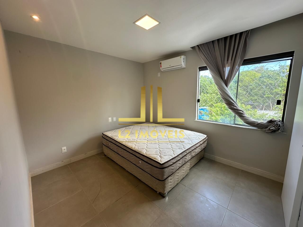 Casa à venda com 4 quartos, 260m² - Foto 31