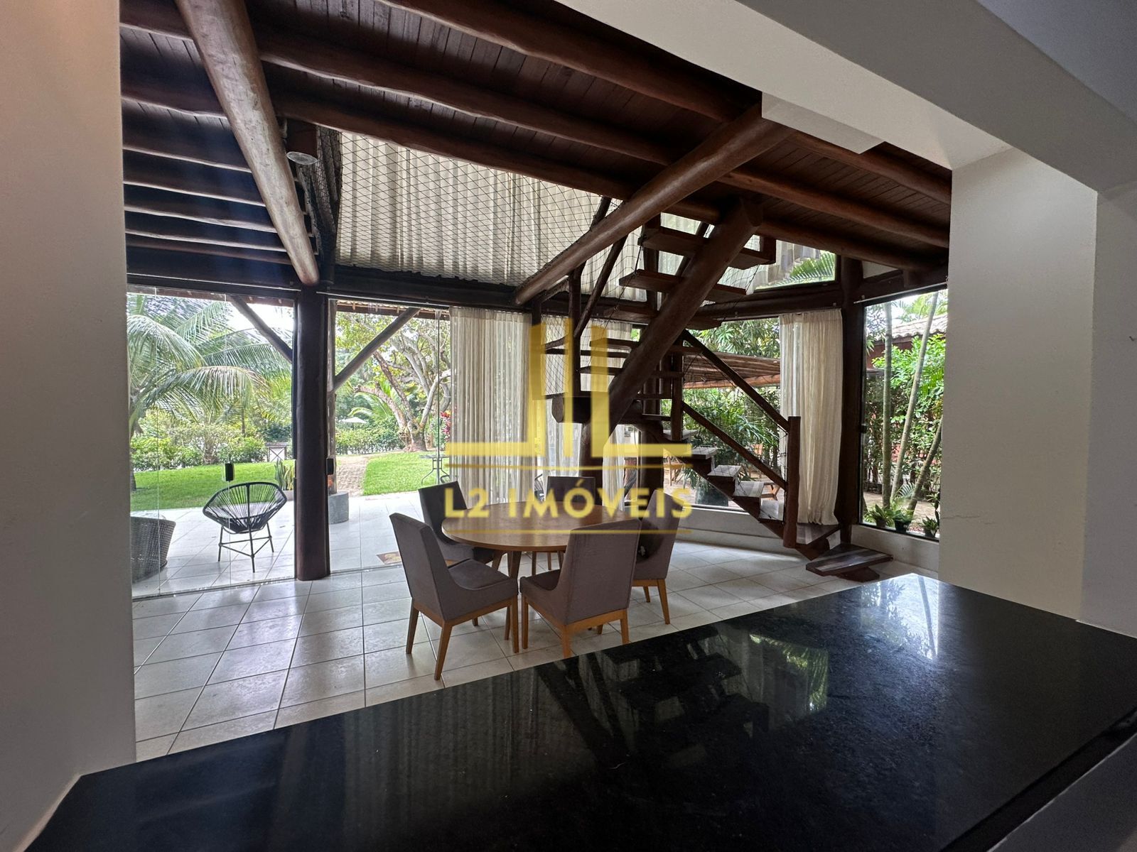 Casa à venda com 4 quartos, 260m² - Foto 14