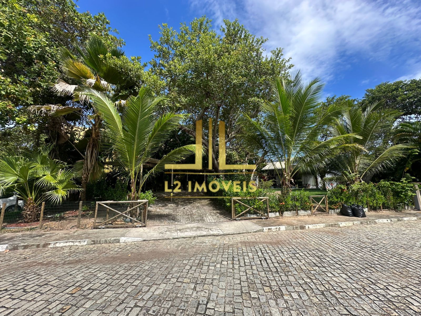 Casa à venda com 4 quartos, 260m² - Foto 9
