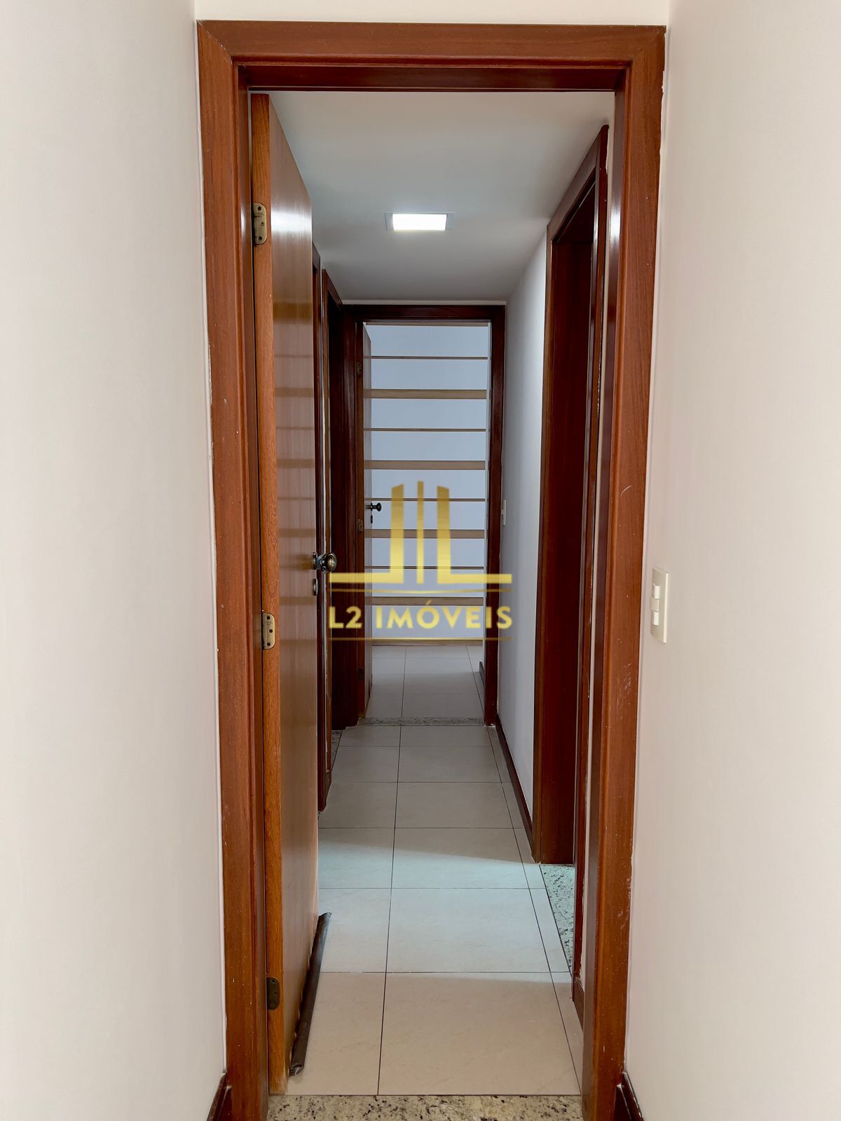 Apartamento à venda com 3 quartos, 143m² - Foto 16