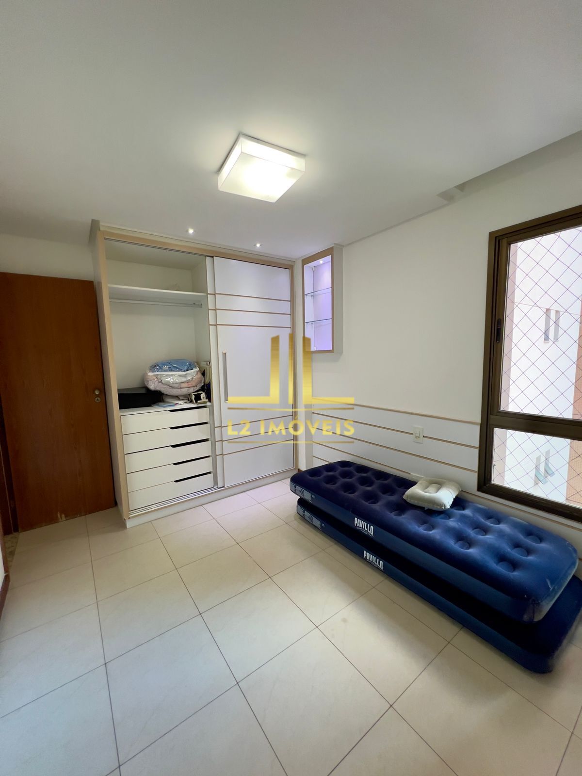 Apartamento à venda com 3 quartos, 143m² - Foto 8