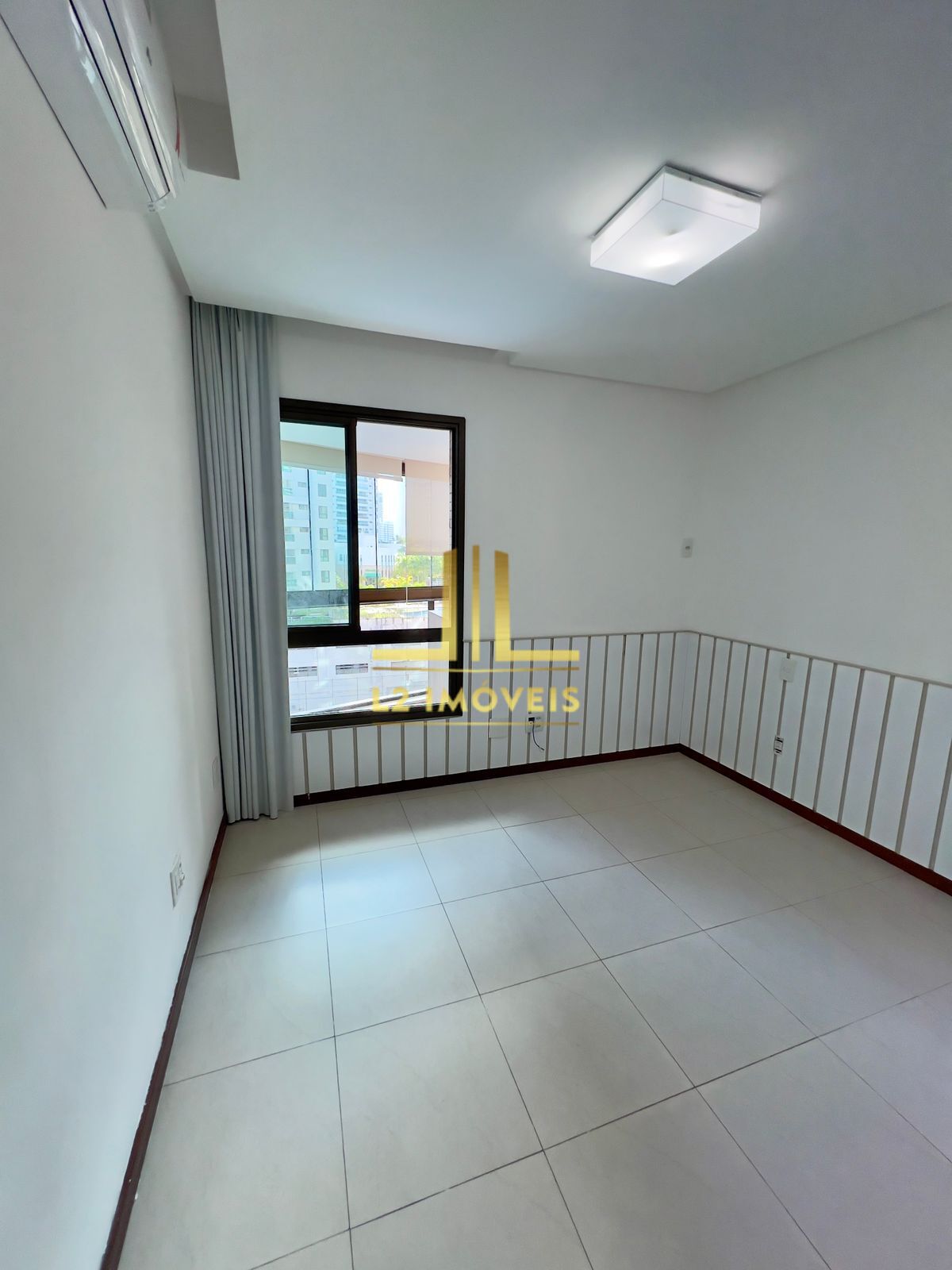 Apartamento à venda com 3 quartos, 143m² - Foto 10