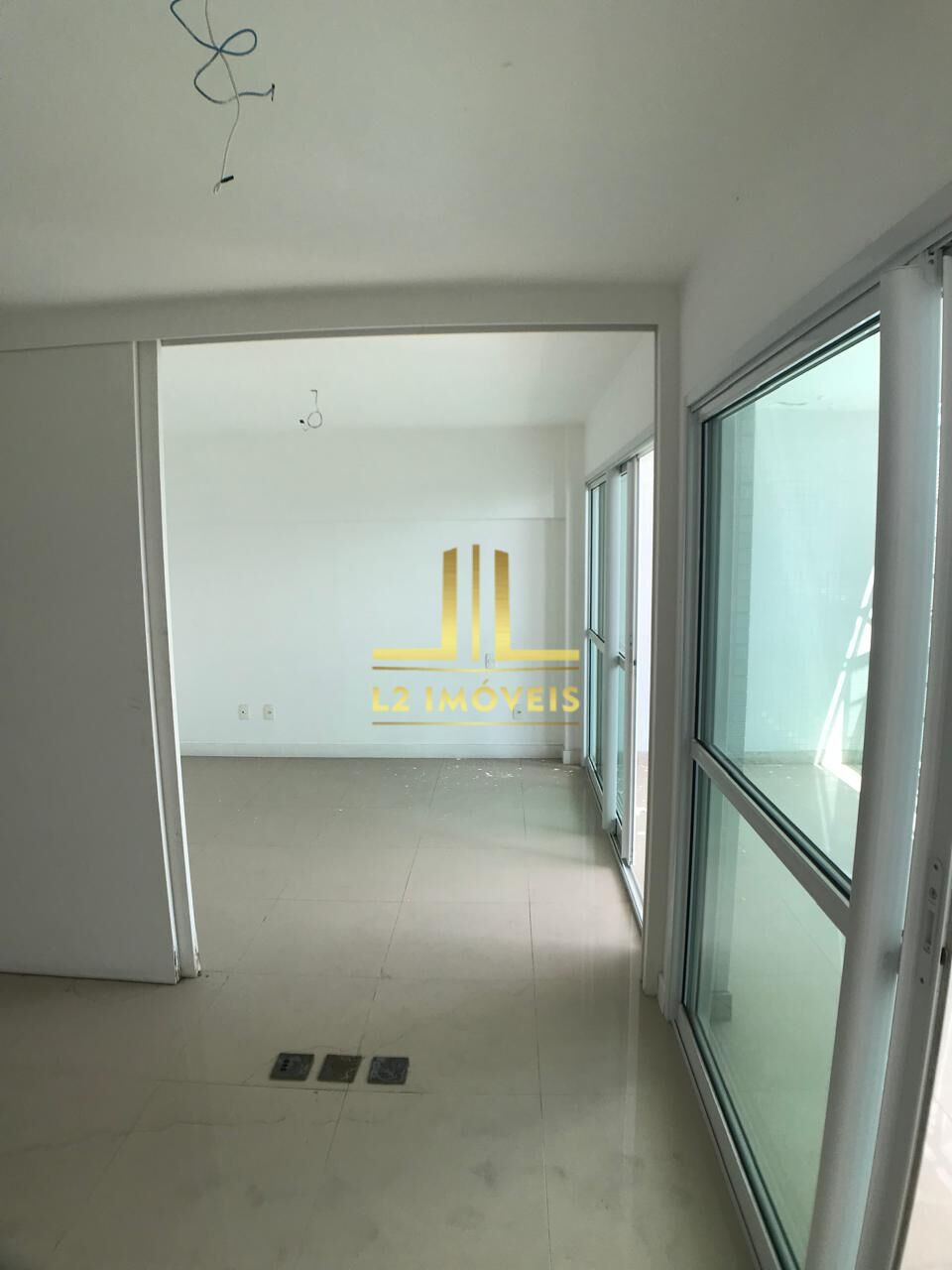 Apartamento à venda com 1 quarto, 60m² - Foto 5