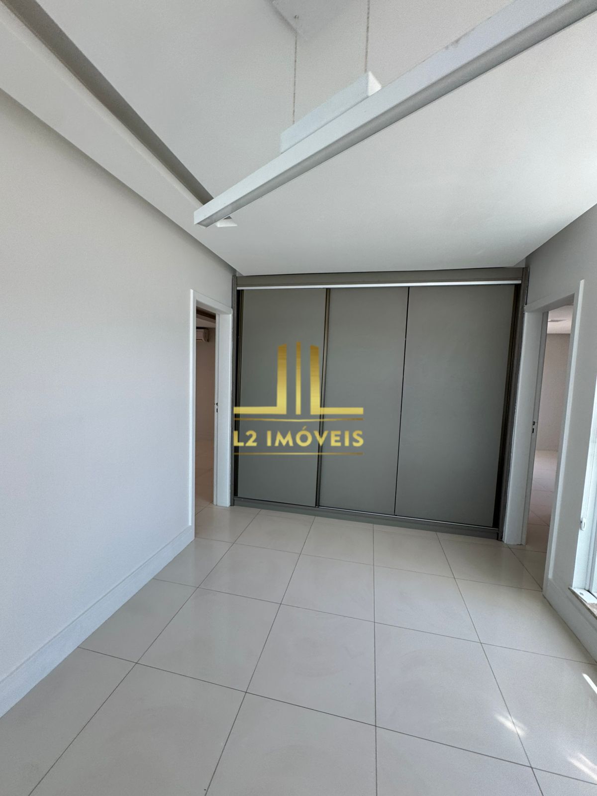 Casa para alugar com 4 quartos, 424m² - Foto 26