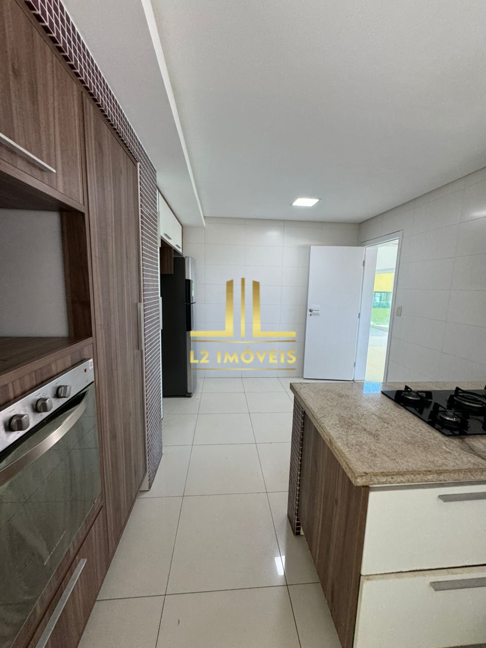 Casa para alugar com 4 quartos, 424m² - Foto 31